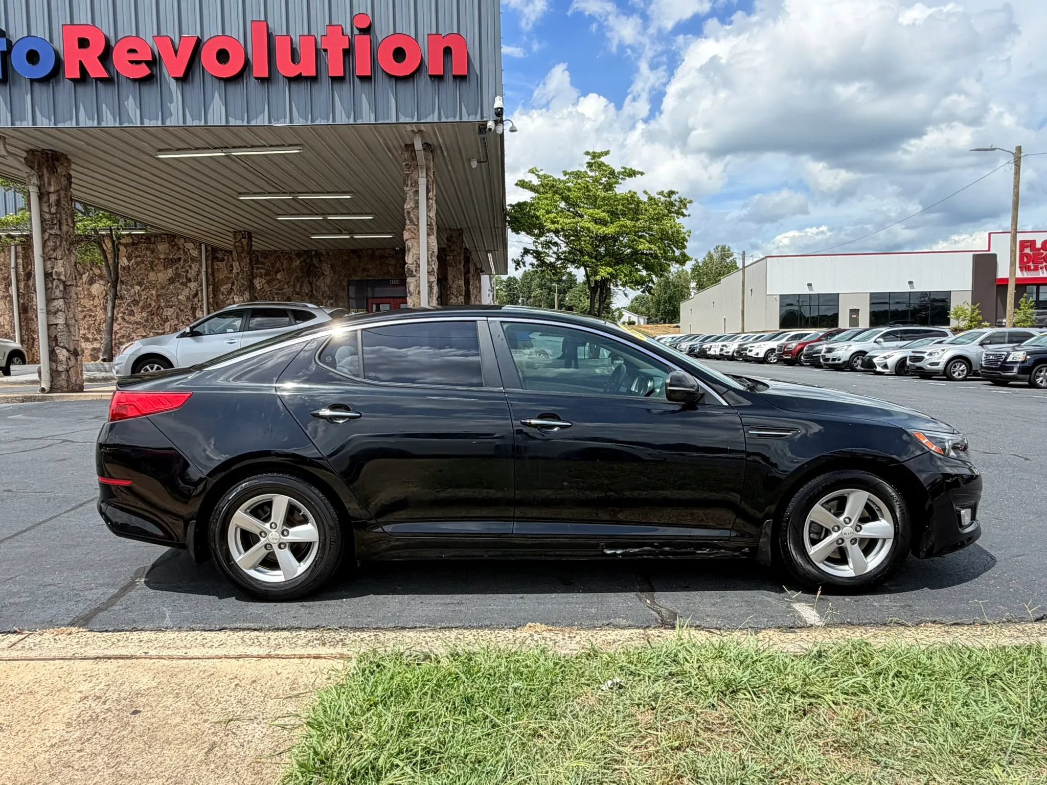 Used 2015 Kia Optima LX FWD image 8