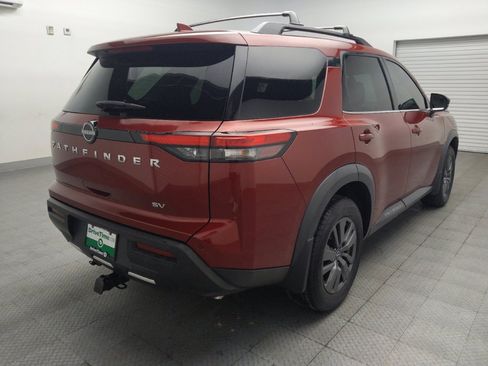 Used 2023 Nissan Pathfinder SV FWD image 9