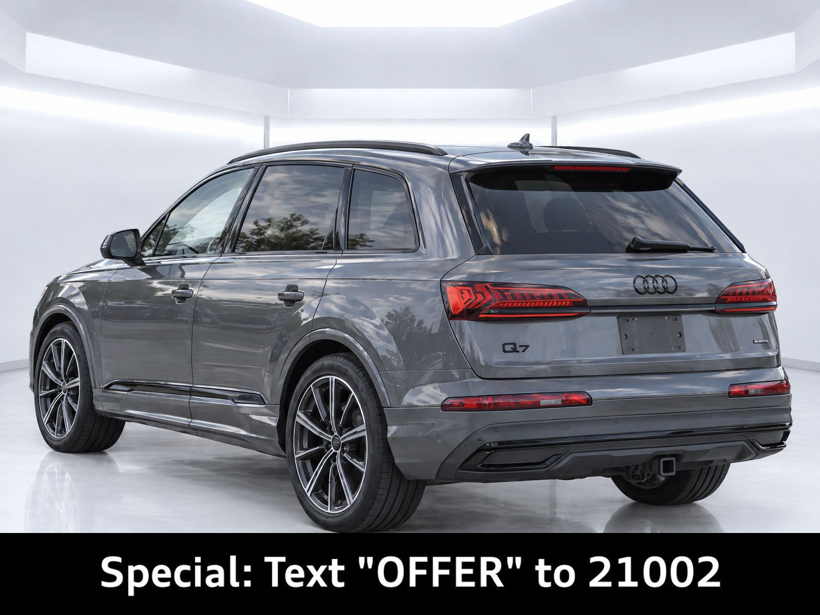 Used 2021 Audi Q7 3.0T Prestige AWD/4WD image 3