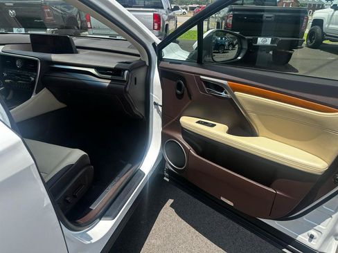 Used 2018 Lexus RX 350 FWD w/ Premium Package image 17