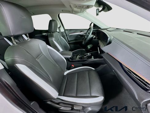 Used 2025 Buick Envision Sport Touring AWD/4WD image 26