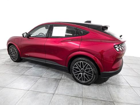 Used 2025 Ford Mustang Mach-E Premium AWD/4WD image 4