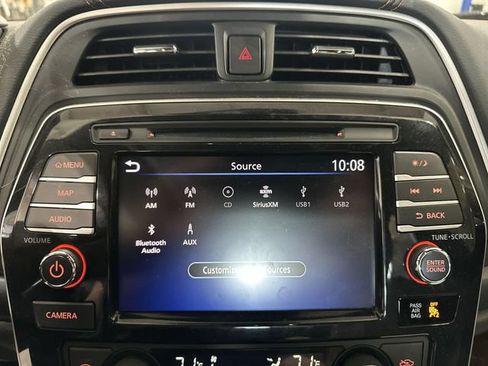 Used 2023 Nissan Maxima SR w/ Sport Mat Group FWD image 16