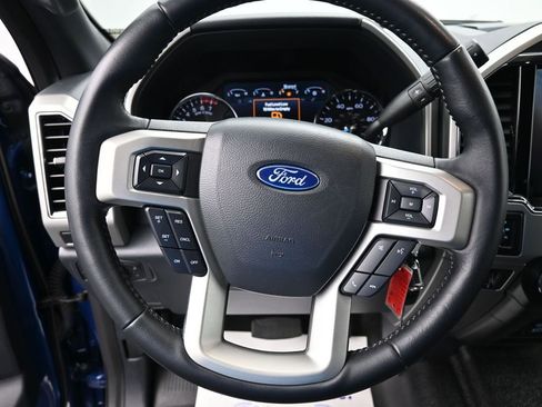 Used 2022 Ford F350 Lariat w/ Chrome Package image 10