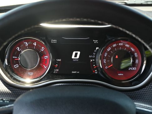 Used 2019 Dodge Challenger SRT Hellcat w/ Plus Package RWD image 20