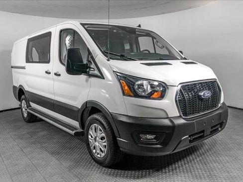 Used 2024 Ford Transit 250 Low Roof w/ Exterior Upgrade Package RWD image 11