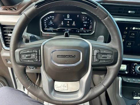 Used 2024 GMC Sierra 1500 Denali AWD/4WD image 15