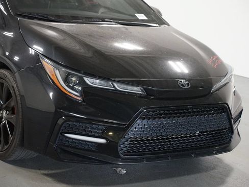 Used 2021 Toyota Corolla SE FWD image 4