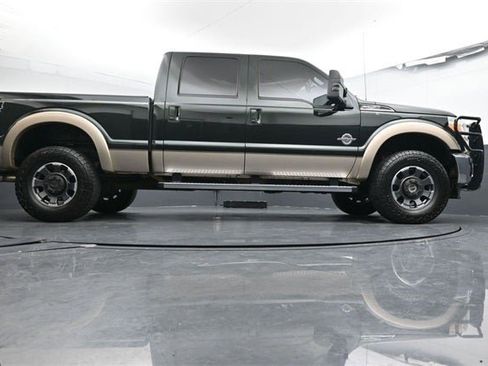 Used 2012 Ford F250 Lariat w/ Chrome Pkg image 31