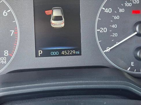 Used 2024 Toyota Corolla LE image 11