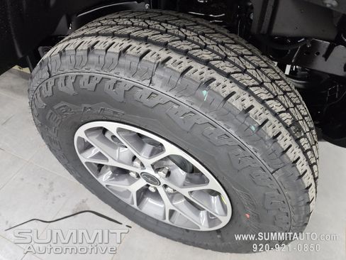 New 2026 Jeep Gladiator Sport image 4