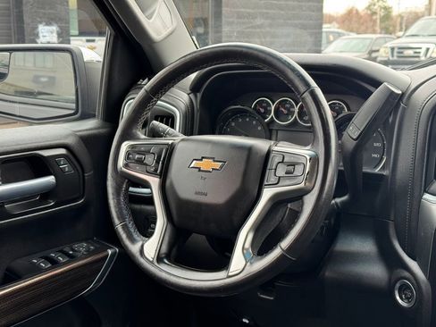 Used 2021 Chevrolet Silverado 1500 LT image 18