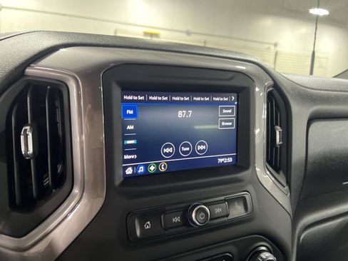 Certified 2023 Chevrolet Silverado 2500 Custom w/ Custom Value Package image 13