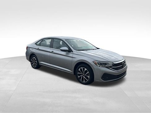 Used 2022 Volkswagen Jetta S image 7