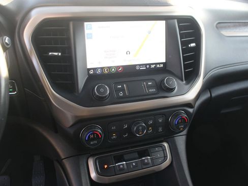 Used 2022 GMC Acadia Denali w/ Denali Ultimate Package image 22