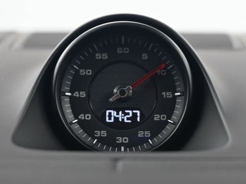 Certified 2023 Porsche Cayenne Coupe AWD/4WD image 12