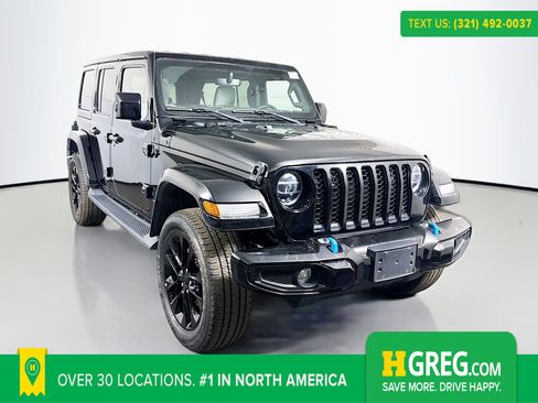 Used 2021 Jeep Wrangler Unlimited Sahara image 1