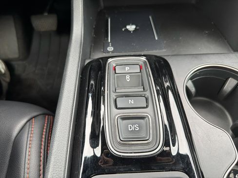 Used 2024 Honda Pilot TrailSport image 28