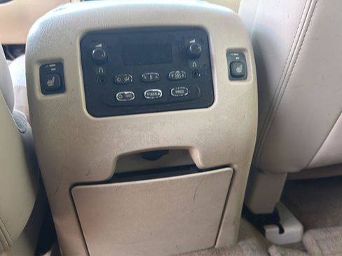 Used 2004 Cadillac Escalade 2WD image 16
