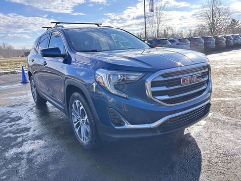 Used 2020 GMC Terrain SLT w/ Preferred Package image 2