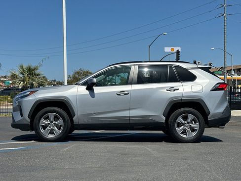 Used 2024 Toyota RAV4 XLE FWD image 2