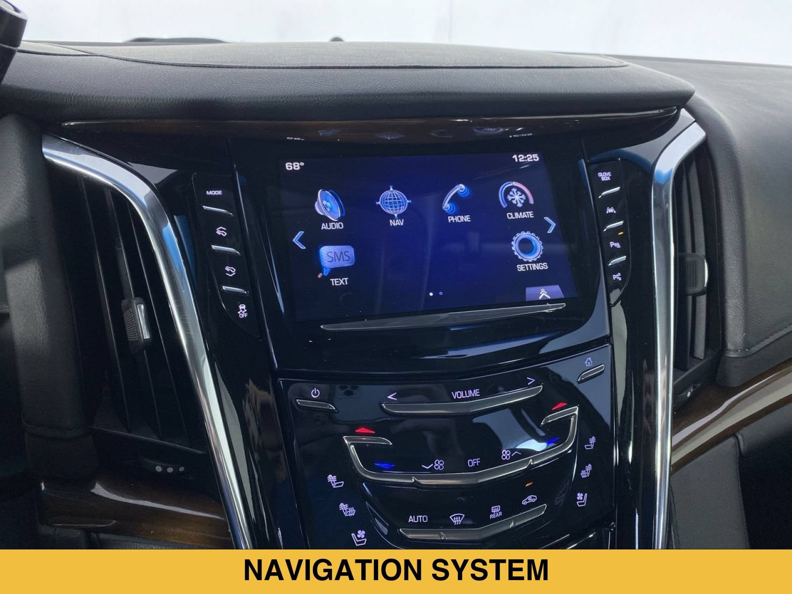 Used 2017 Cadillac Escalade Luxury AWD/4WD image 5