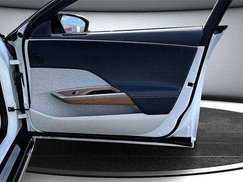 Used 2023 Lucid Air Touring image 26