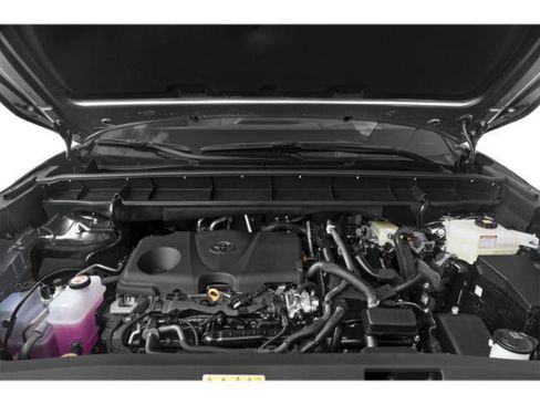 Certified 2024 Toyota Highlander LE AWD/4WD image 12