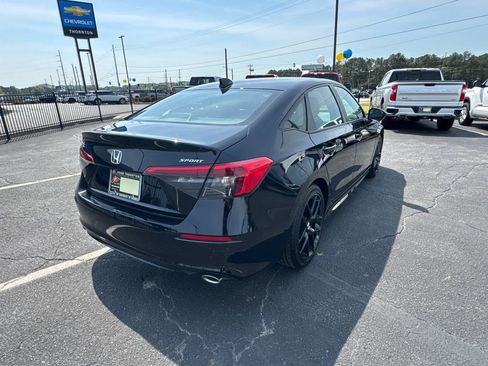 Used 2024 Honda Civic Sport image 6