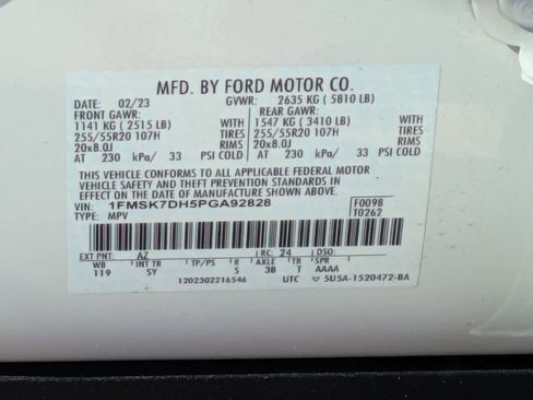 Used 2023 Ford Explorer XLT w/ Equipment Group 202A RWD image 11