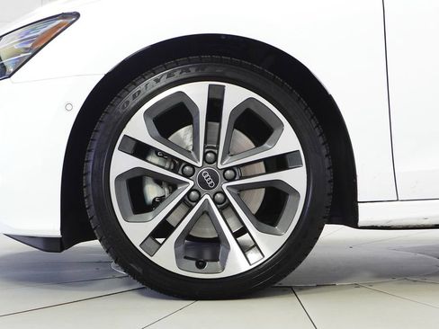 Used 2025 Audi A3 2.0T Premium image 5