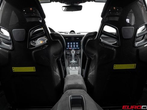 Used 2018 Porsche 911 GT2 RS RWD image 34
