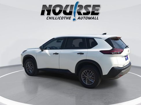 Used 2023 Nissan Rogue S AWD/4WD image 6