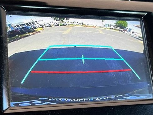Certified 2018 Toyota Camry LE FWD image 19