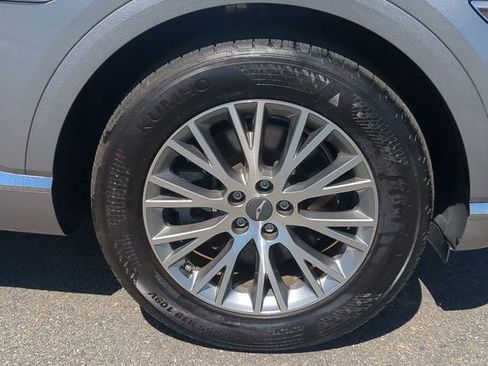 Used 2024 Genesis GV80 2.5T AWD/4WD image 10