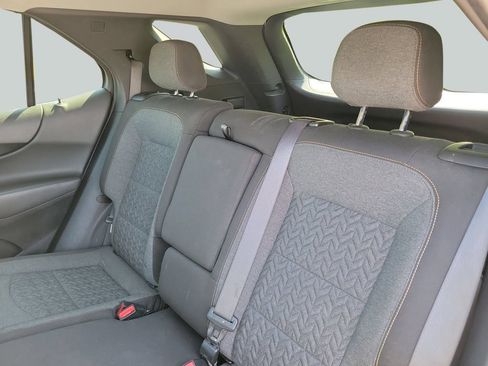 Used 2024 Chevrolet Equinox LT FWD image 28