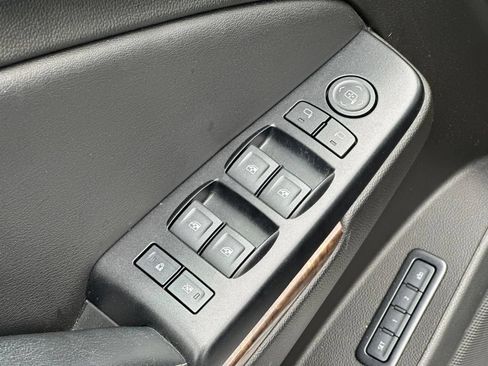 Used 2020 Chevrolet Tahoe LT AWD/4WD image 18