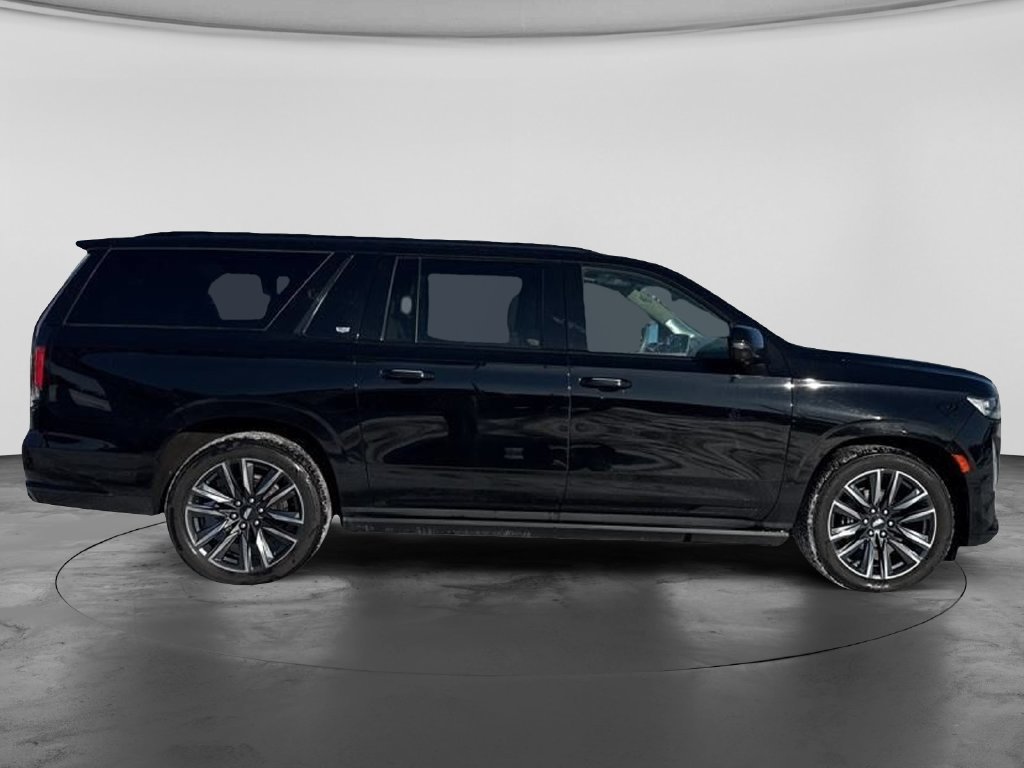 Used 2024 Cadillac Escalade ESV Sport Platinum AWD/4WD image 7