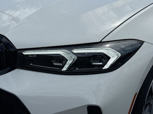 New 2026 BMW 330i Sedan w/ M Sport Package RWD image 9