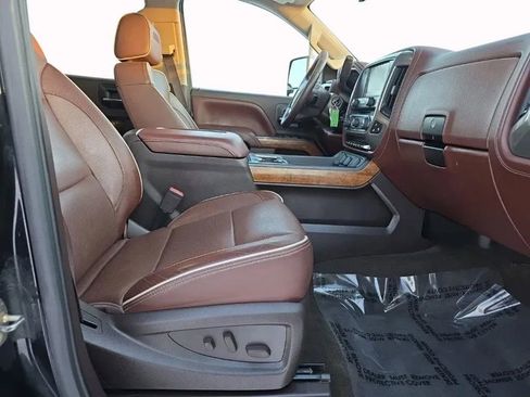 Used 2016 Chevrolet Silverado 2500 High Country image 18