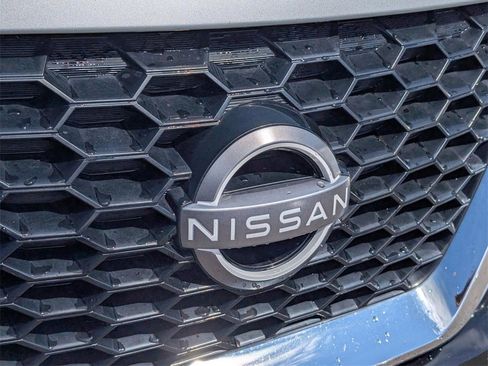 Used 2023 Nissan Murano SV image 10