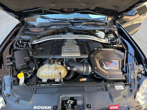 Used 2018 Ford Mustang GT w/ GT Performance Package image 11