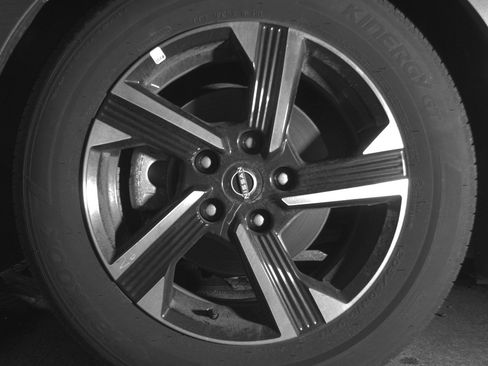 Used 2025 Nissan Sentra SV FWD image 12