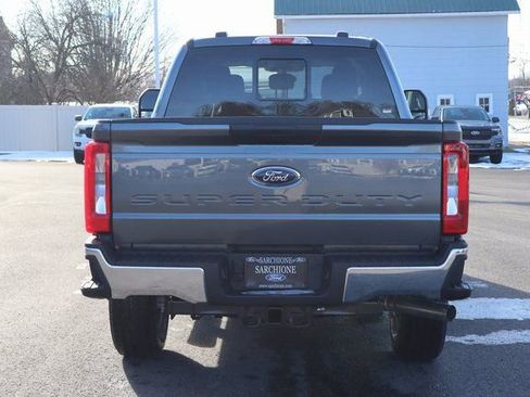 New 2026 Ford F250 XLT w/ FX4 Off-Road Package AWD/4WD image 16