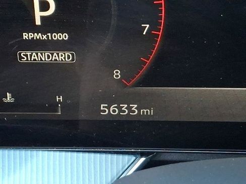 Certified 2025 Nissan Murano SL w/ Cargo Package AWD/4WD image 24