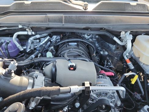 New 2025 RAM 3500 Tradesman w/ Chrome Appearance Group image 23