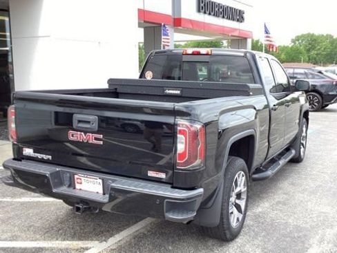 Used 2017 GMC Sierra 1500 SLT AWD/4WD image 9