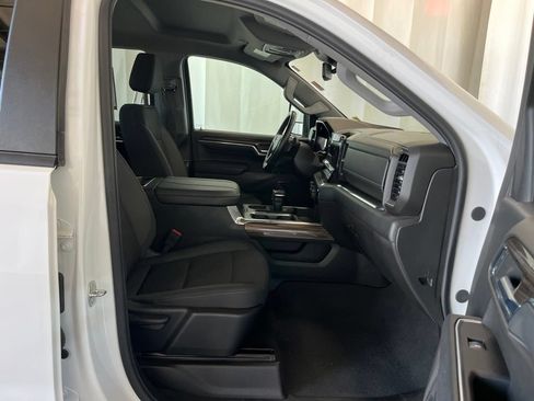 Used 2024 Chevrolet Silverado 1500 RST w/ Max Trailering Package AWD/4WD image 19