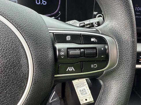Used 2023 Kia Sportage LX FWD image 33