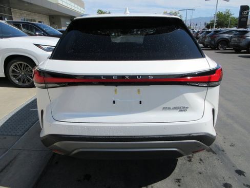 Used 2025 Lexus RX 450h AWD w/ Luxury Package image 7